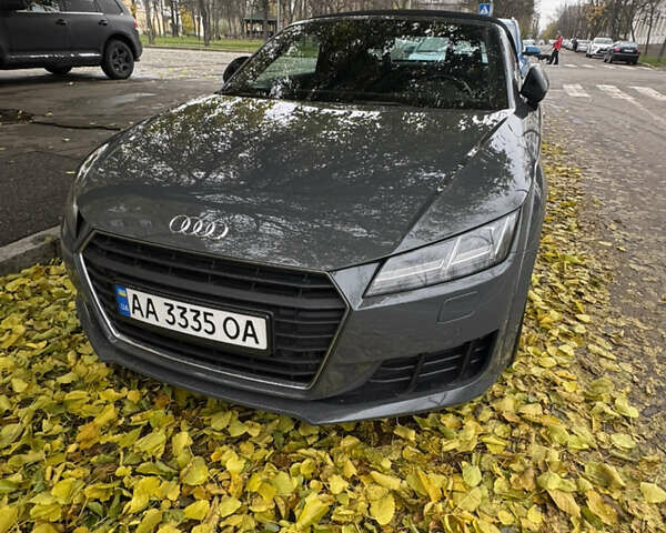 Серый Ауди ТТ, объемом двигателя 1.98 л и пробегом 92 тыс. км за 26000 $, фото 1 на Automoto.ua