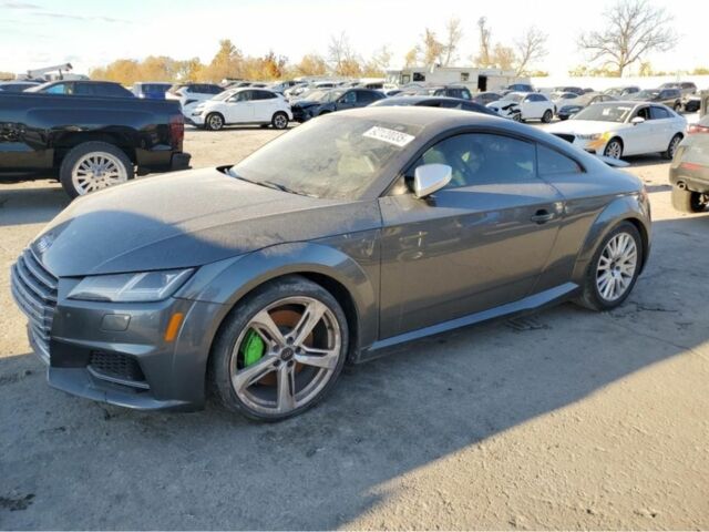 Серый Ауди ТТ, объемом двигателя 2 л и пробегом 150 тыс. км за 17500 $, фото 1 на Automoto.ua