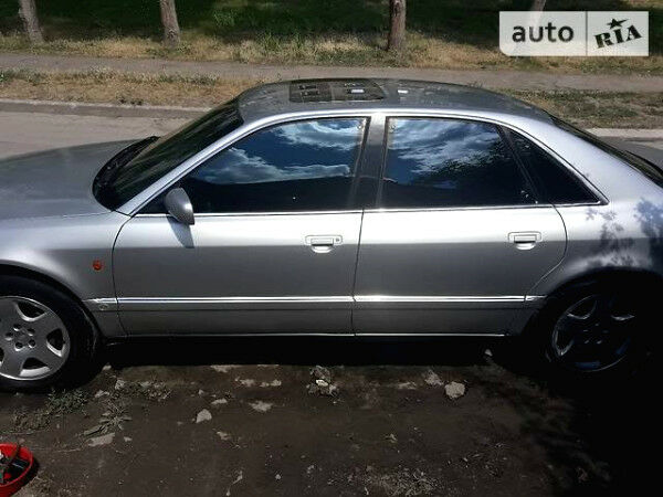 Сірий Ауді TT, об'ємом двигуна 4 л та пробігом 200 тис. км за 5500 $, фото 1 на Automoto.ua