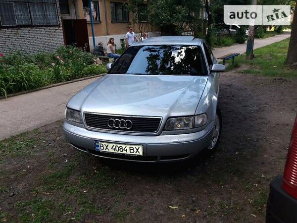 Сірий Ауді TT, об'ємом двигуна 4.2 л та пробігом 342 тис. км за 6200 $, фото 1 на Automoto.ua