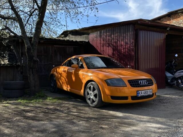 Помаранчевий Ауді TT, об'ємом двигуна 1.8 л та пробігом 230 тис. км за 5800 $, фото 1 на Automoto.ua
