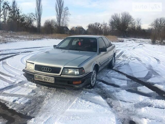 Бежевий Ауді V8, об'ємом двигуна 3.6 л та пробігом 300 тис. км за 3300 $, фото 1 на Automoto.ua