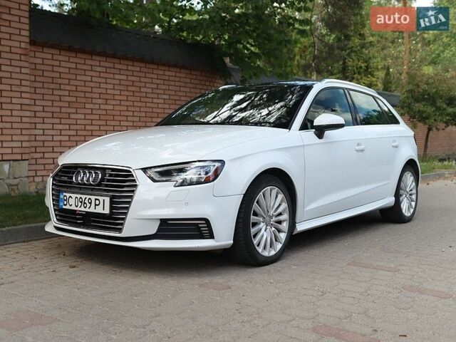 Белый Ауди A3 Sportback, объемом двигателя 1.4 л и пробегом 93 тыс. км за 19900 $, фото 1 на Automoto.ua