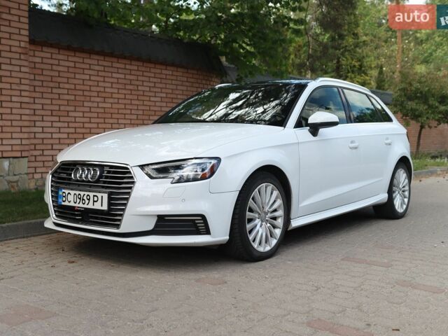 Белый Ауди A3 Sportback, объемом двигателя 1.4 л и пробегом 93 тыс. км за 16100 $, фото 1 на Automoto.ua