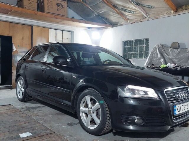 Черный Ауди A3 Sportback, объемом двигателя 1.8 л и пробегом 203 тыс. км за 7899 $, фото 1 на Automoto.ua