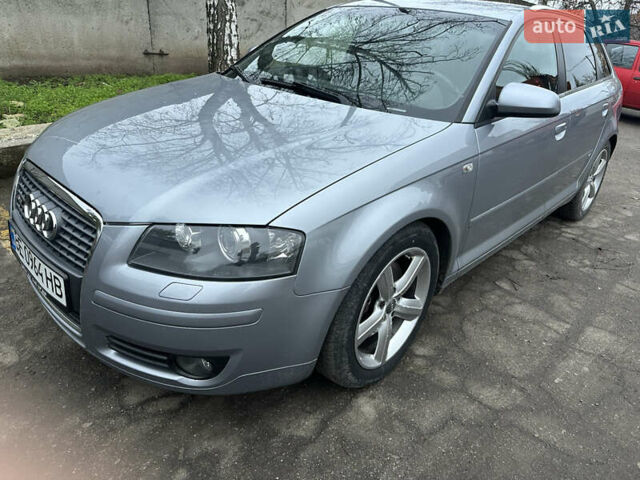 Серый Ауди A3 Sportback, объемом двигателя 2 л и пробегом 325 тыс. км за 9000 $, фото 1 на Automoto.ua