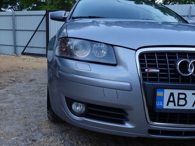 Сірий Ауді A3 Sportback, об'ємом двигуна 2 л та пробігом 290 тис. км за 8000 $, фото 1 на Automoto.ua