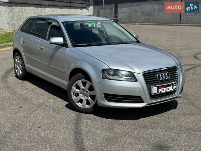 Серый Ауди A3 Sportback, объемом двигателя 1.8 л и пробегом 189 тыс. км за 6899 $, фото 1 на Automoto.ua