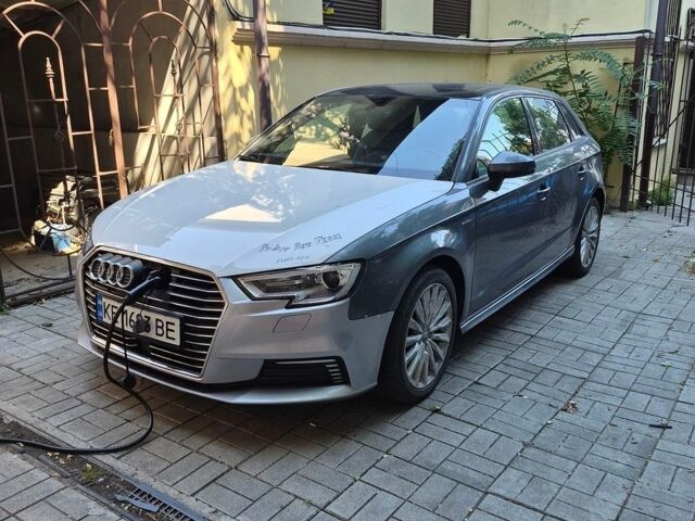 Серый Ауди A3 Sportback, объемом двигателя 1.4 л и пробегом 28 тыс. км за 15900 $, фото 1 на Automoto.ua