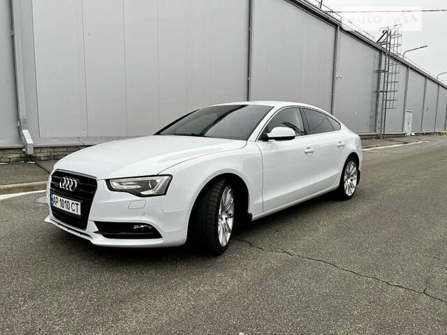 Белый Ауди A5 Sportback, объемом двигателя 2 л и пробегом 102 тыс. км за 22000 $, фото 1 на Automoto.ua