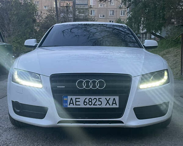 Білий Ауді A5 Sportback, об'ємом двигуна 2 л та пробігом 172 тис. км за 14100 $, фото 1 на Automoto.ua