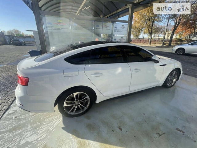 Белый Ауди A5 Sportback, объемом двигателя 1.98 л и пробегом 70 тыс. км за 30999 $, фото 1 на Automoto.ua