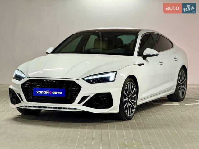 Белый Ауди A5 Sportback, объемом двигателя 1.98 л и пробегом 160 тыс. км за 26300 $, фото 1 на Automoto.ua