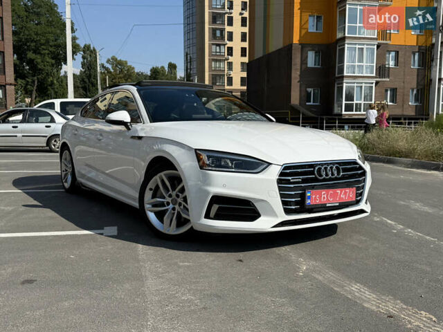 Белый Ауди A5 Sportback, объемом двигателя 2 л и пробегом 113 тыс. км за 29000 $, фото 1 на Automoto.ua