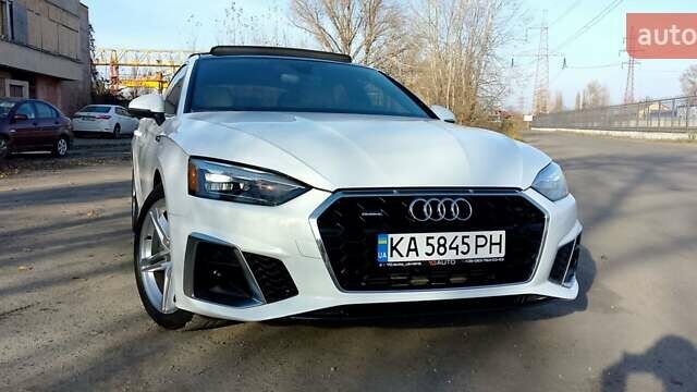 Белый Ауди A5 Sportback, объемом двигателя 2 л и пробегом 141 тыс. км за 26999 $, фото 1 на Automoto.ua