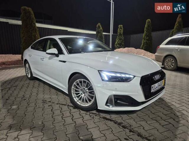 Белый Ауди A5 Sportback, объемом двигателя 2 л и пробегом 19 тыс. км за 37000 $, фото 1 на Automoto.ua