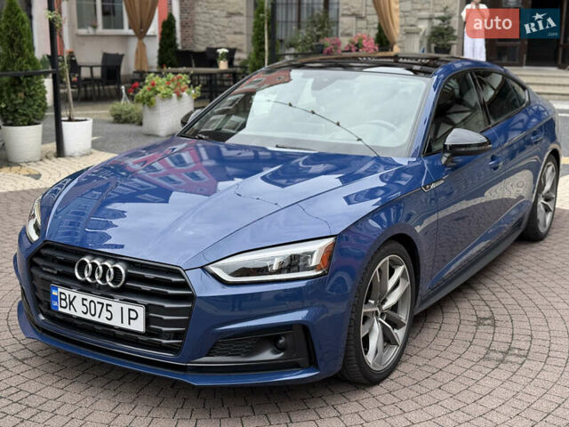 Синий Ауди A5 Sportback, объемом двигателя 2 л и пробегом 41 тыс. км за 31000 $, фото 1 на Automoto.ua
