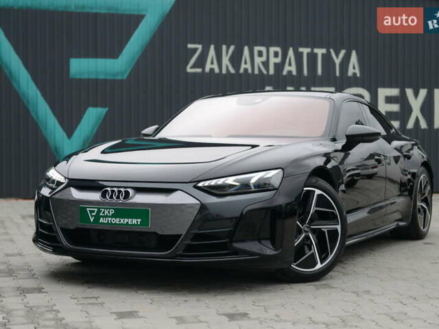 Черный Ауди e-tron GT, объемом двигателя 0 л и пробегом 102 тыс. км за 55500 $, фото 1 на Automoto.ua