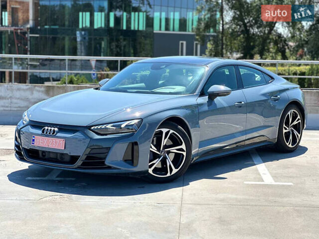 Серый Ауди e-tron GT, объемом двигателя 0 л и пробегом 78 тыс. км за 48000 $, фото 1 на Automoto.ua