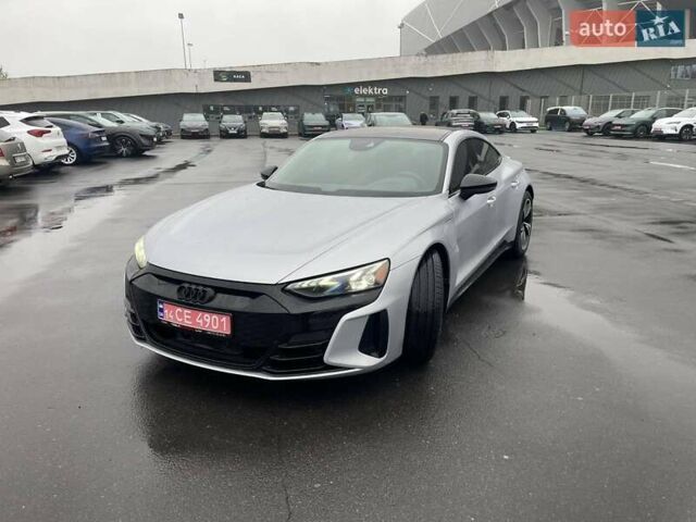 Серый Ауди e-tron GT, объемом двигателя 0 л и пробегом 52 тыс. км за 46000 $, фото 1 на Automoto.ua