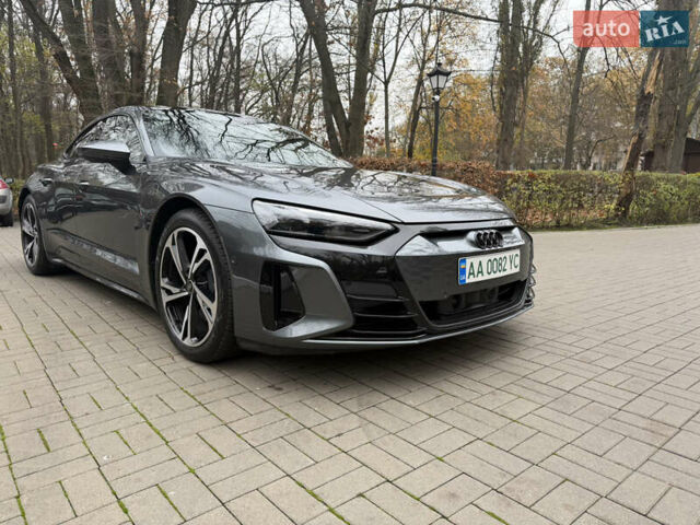 Серый Ауди e-tron GT, объемом двигателя 0 л и пробегом 34 тыс. км за 82000 $, фото 1 на Automoto.ua