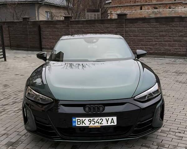 Зелений Ауді e-tron GT, об'ємом двигуна 0 л та пробігом 57 тис. км за 62000 $, фото 1 на Automoto.ua