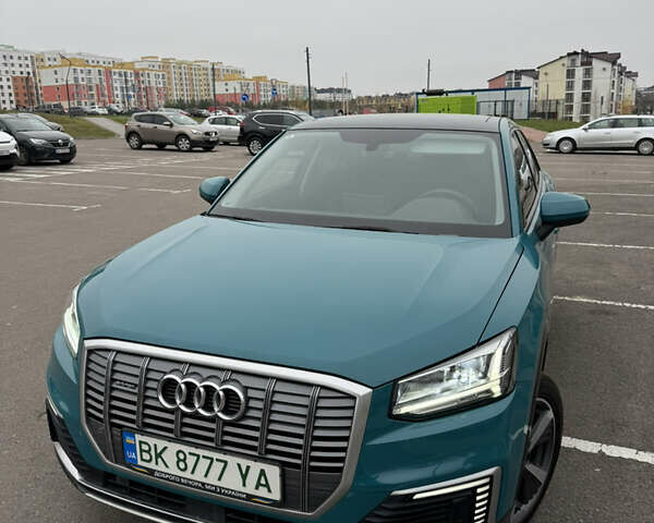 Зелений Ауді Q2L e-tron, об'ємом двигуна 0 л та пробігом 27 тис. км за 22000 $, фото 1 на Automoto.ua