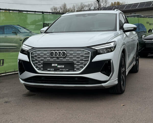 Ауди Q4 e-tron 2023 в Киеве на Automoto.ua Белый Ауди Q4 e-tron, объемом двигателя 0 л и пробегом 5 тыс. км за 30000 $, фото 1 на Automoto.ua