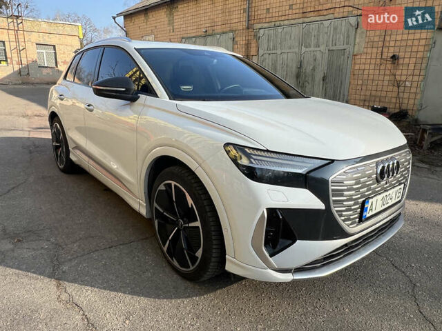 Білий Ауді Q4 e-tron, об'ємом двигуна 0 л та пробігом 9 тис. км за 36000 $, фото 1 на Automoto.ua