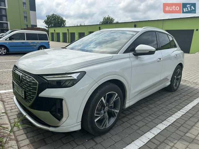 Білий Ауді Q4 e-tron, об'ємом двигуна 0 л та пробігом 46 тис. км за 33000 $, фото 1 на Automoto.ua