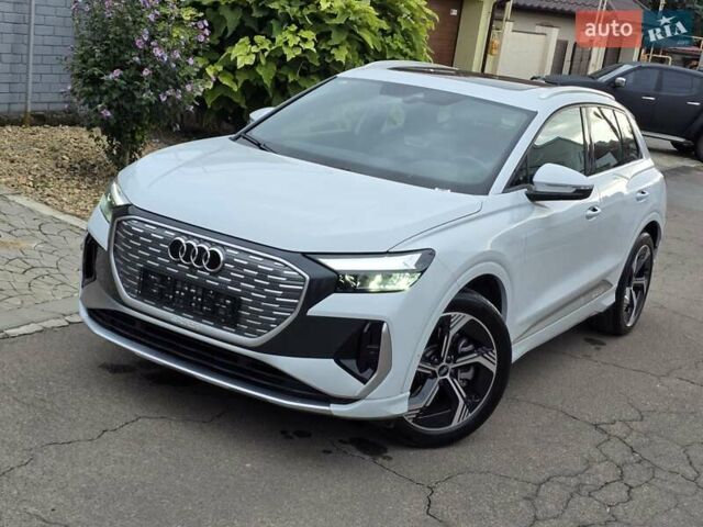 Ауди Q4 e-tron 2023 в Одессе на Automoto.ua Белый Ауди Q4 e-tron, объемом двигателя 0 л и пробегом 16 тыс. км за 31300 $, фото 1 на Automoto.ua
