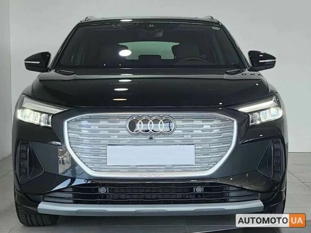 Чорний Ауді Q4 e-tron, об'ємом двигуна 0 л та пробігом 0 тис. км за 31900 $, фото 1 на Automoto.ua