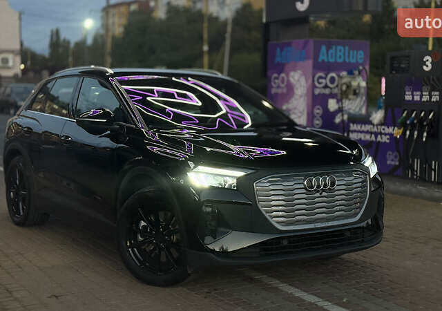 Чорний Ауді Q4 e-tron, об'ємом двигуна 0 л та пробігом 20 тис. км за 25500 $, фото 1 на Automoto.ua