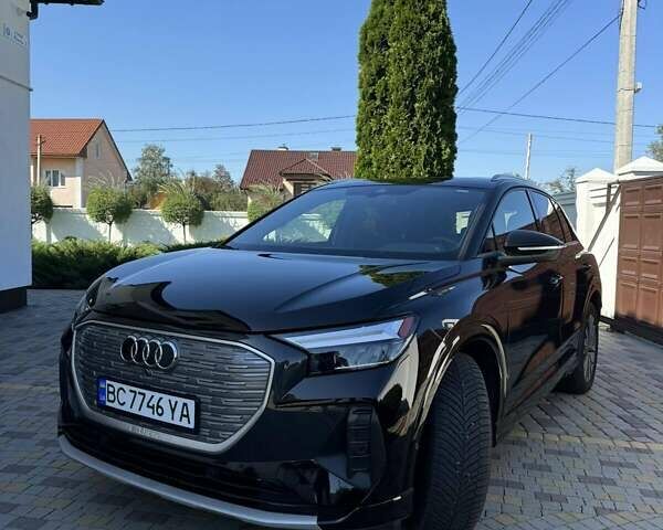 Ауди Q4 e-tron, объемом двигателя 0 л и пробегом 25 тыс. км за 30200 $, фото 1 на Automoto.ua