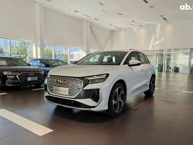 Ауди Q4 e-tron, объемом двигателя 0 л и пробегом 8 тыс. км за 27000 $, фото 1 на Automoto.ua