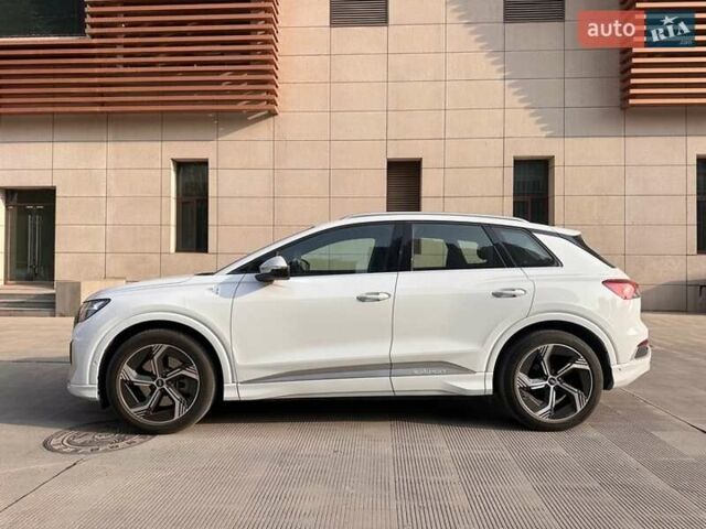 Ауді Q4 e-tron, об'ємом двигуна 0 л та пробігом 2 тис. км за 31900 $, фото 1 на Automoto.ua