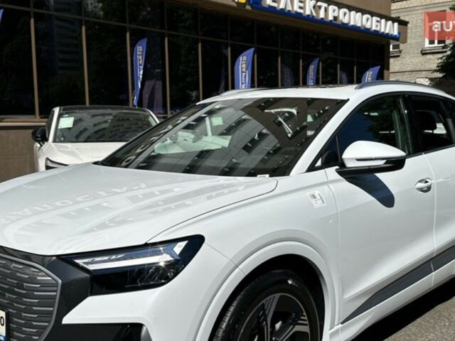 купить новое авто Ауди Q4 e-tron 2025 года от официального дилера Будпостач  Ауди фото