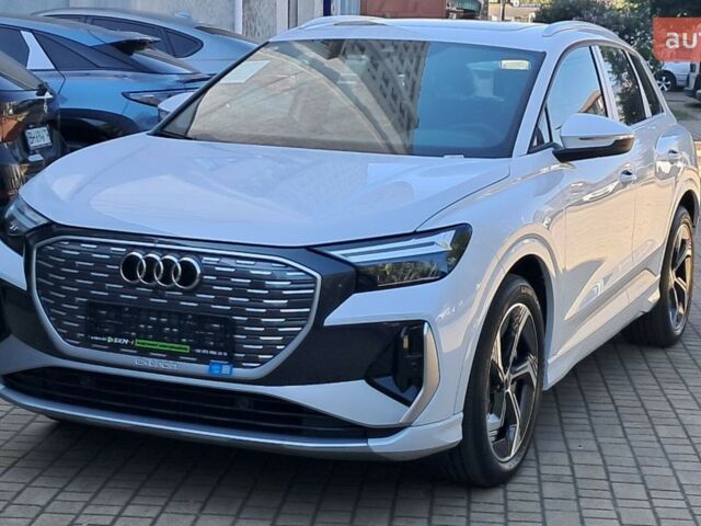 купить новое авто Ауди Q4 e-tron 2025 года от официального дилера Макс Ауди фото