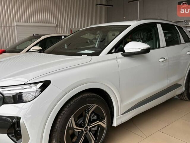 купить новое авто Ауди Q4 e-tron 2025 года от официального дилера E-SKM Кропивницький Ауди фото