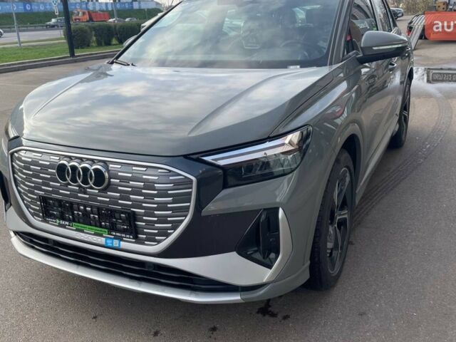 купить новое авто Ауди Q4 e-tron 2025 года от официального дилера E-SKM Позняки Ауди фото