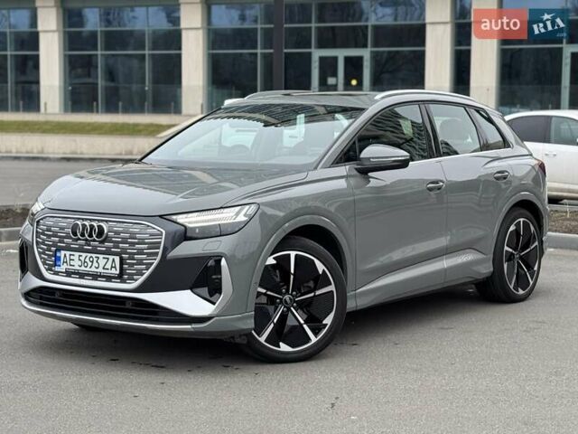 Сірий Ауді Q4 e-tron, об'ємом двигуна 0 л та пробігом 14 тис. км за 35900 $, фото 1 на Automoto.ua