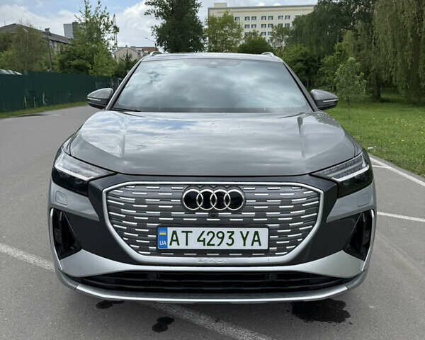 Сірий Ауді Q4 e-tron, об'ємом двигуна 0 л та пробігом 9 тис. км за 45300 $, фото 1 на Automoto.ua