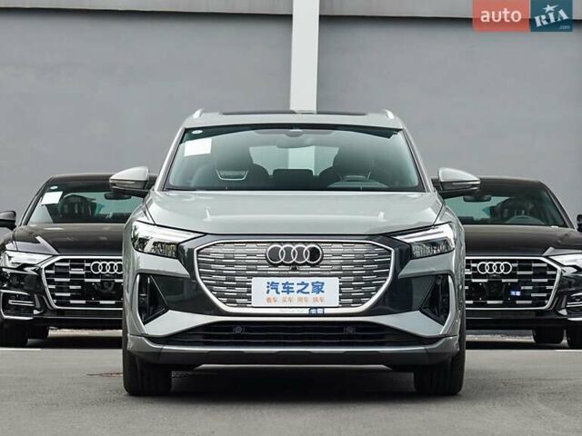 Серый Ауди Q4 e-tron, объемом двигателя 0 л и пробегом 1 тыс. км за 32000 $, фото 1 на Automoto.ua