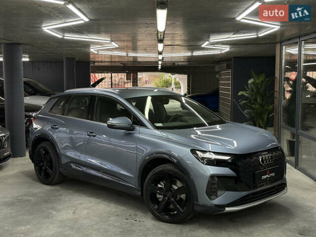 Синий Ауди Q4 e-tron, объемом двигателя 0 л и пробегом 4 тыс. км за 35900 $, фото 1 на Automoto.ua