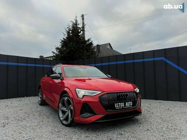 Ауди Q4 Sportback e-tron, объемом двигателя 0 л и пробегом 43 тыс. км за 52499 $, фото 1 на Automoto.ua