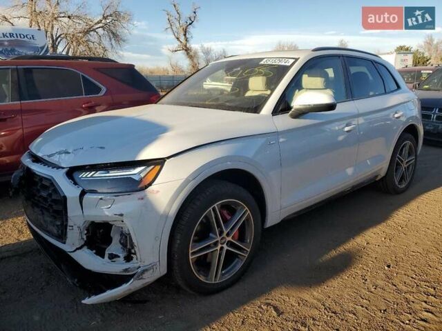 Белый Ауди Q5 e-tron, объемом двигателя 0 л и пробегом 15 тыс. км за 16500 $, фото 1 на Automoto.ua