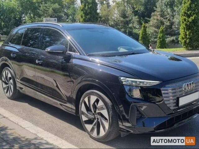 Чорний Ауді Q5 e-tron, об'ємом двигуна 0 л та пробігом 0 тис. км за 59000 $, фото 1 на Automoto.ua