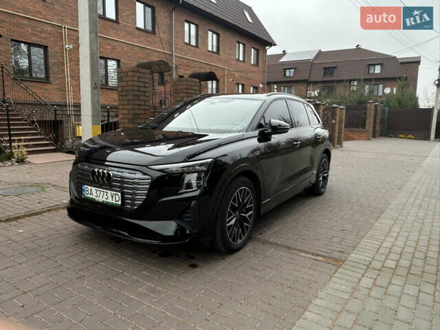 Черный Ауди Q5 e-tron, объемом двигателя 0 л и пробегом 19 тыс. км за 41000 $, фото 1 на Automoto.ua