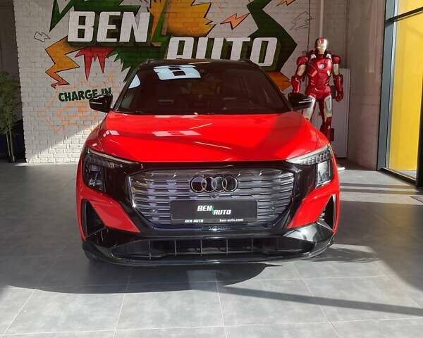 Червоний Ауді Q5 e-tron, об'ємом двигуна 0 л та пробігом 13 тис. км за 33900 $, фото 1 на Automoto.ua
