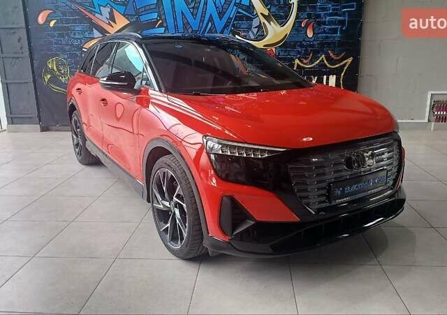 Червоний Ауді Q5 e-tron, об'ємом двигуна 0 л та пробігом 41 тис. км за 33999 $, фото 1 на Automoto.ua